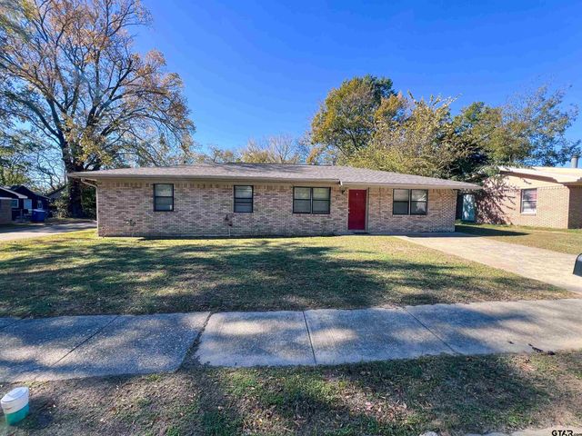108 S Lide Ave, Mt Pleasant, TX 75455