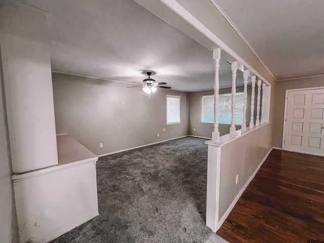 108 S Lide Ave, Mt Pleasant, TX 75455