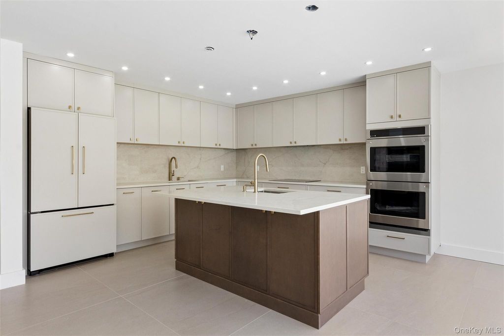 934 Eileen Terrace, Woodmere, NY 11598 — photo 5