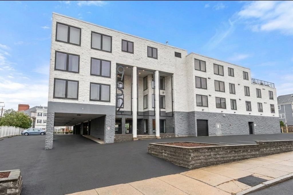 932 Broadway 208, Chelsea, MA 02150