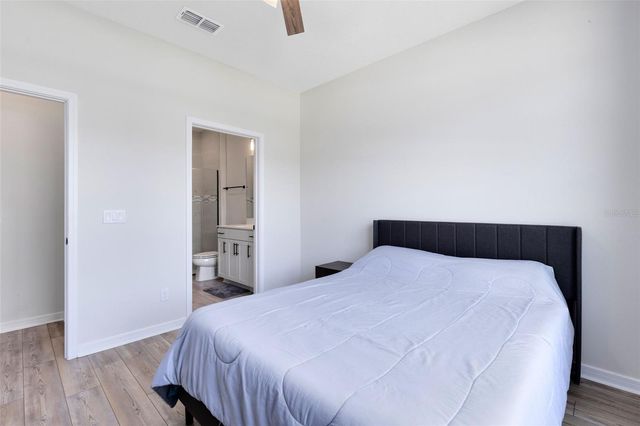 5677 CEDAR CHASE DRIVE, St Cloud, FL 34771