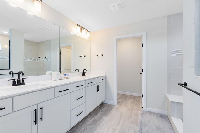 5677 CEDAR CHASE DRIVE, St Cloud, FL 34771