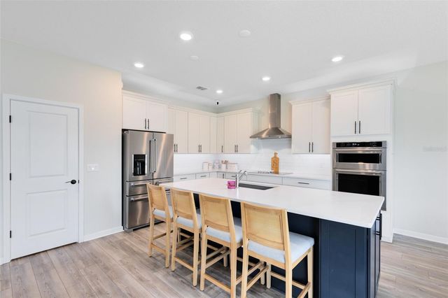 5677 CEDAR CHASE DRIVE, St Cloud, FL 34771