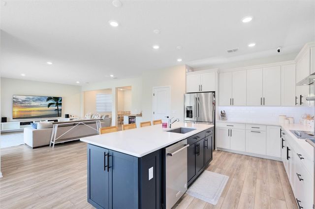 5677 CEDAR CHASE DRIVE, St Cloud, FL 34771