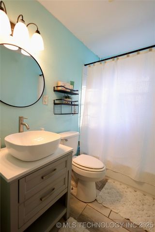 400 S 7th Street, Davis, OK 73030