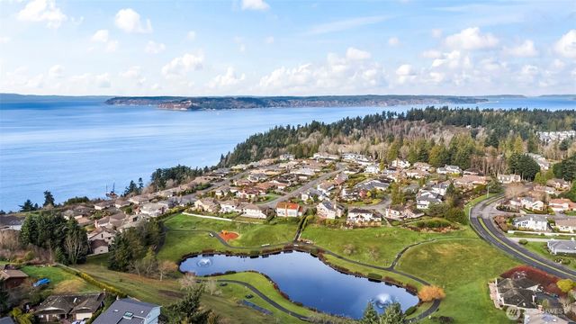 13711 65th Place W, Edmonds, WA 98026