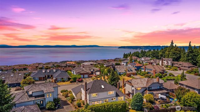 13711 65th Place W, Edmonds, WA 98026