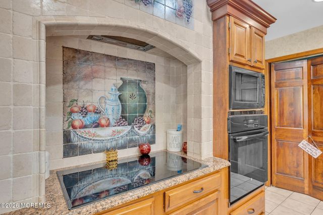 65 Devonshire Drive, Morganville, NJ 07751