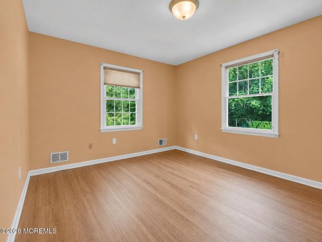65 Devonshire Drive, Morganville, NJ 07751