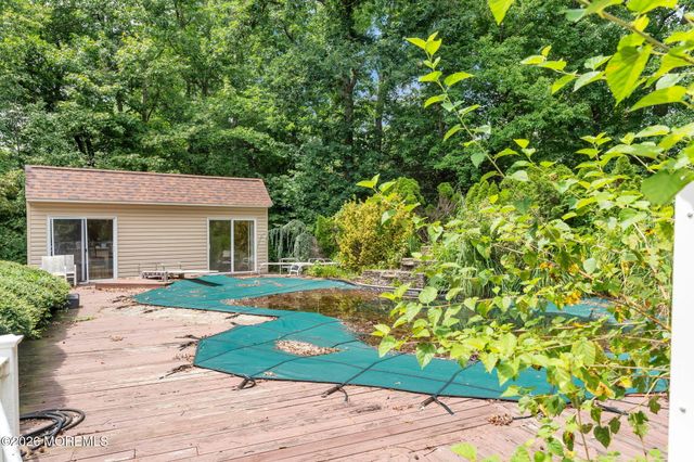 65 Devonshire Drive, Morganville, NJ 07751