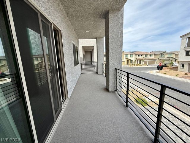 10399 Arbor Ridge Street, Las Vegas, NV 89141