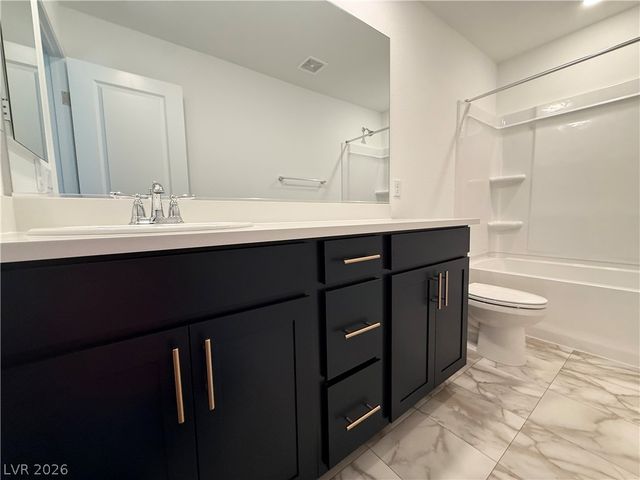 10399 Arbor Ridge Street, Las Vegas, NV 89141