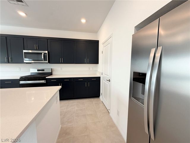 10399 Arbor Ridge Street, Las Vegas, NV 89141