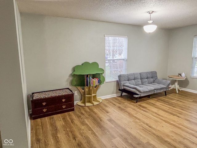 817 Sylvan Street, Whiteland, IN 46184