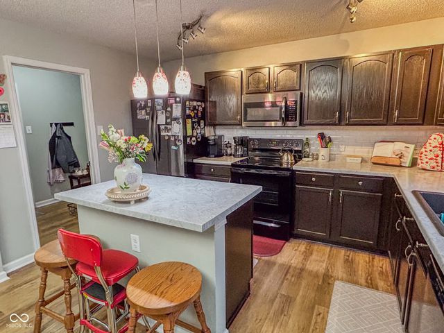 817 Sylvan Street, Whiteland, IN 46184