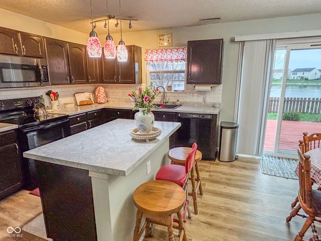 817 Sylvan Street, Whiteland, IN 46184