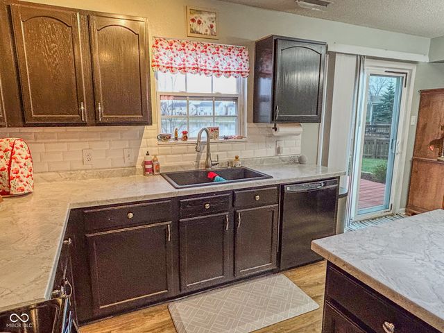 817 Sylvan Street, Whiteland, IN 46184