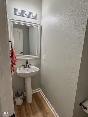 817 Sylvan Street, Whiteland, IN 46184