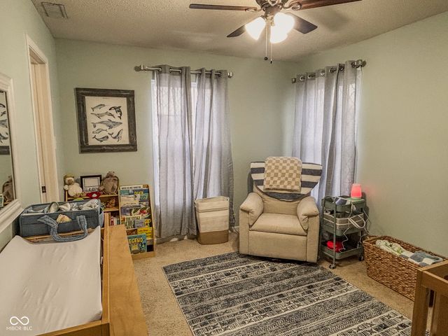 817 Sylvan Street, Whiteland, IN 46184