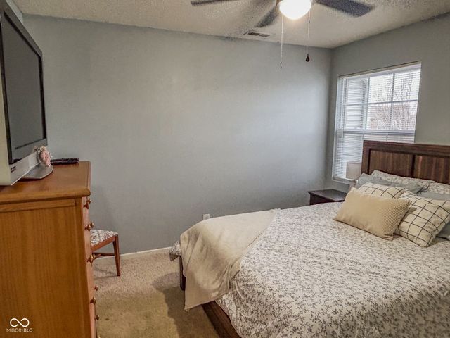 817 Sylvan Street, Whiteland, IN 46184