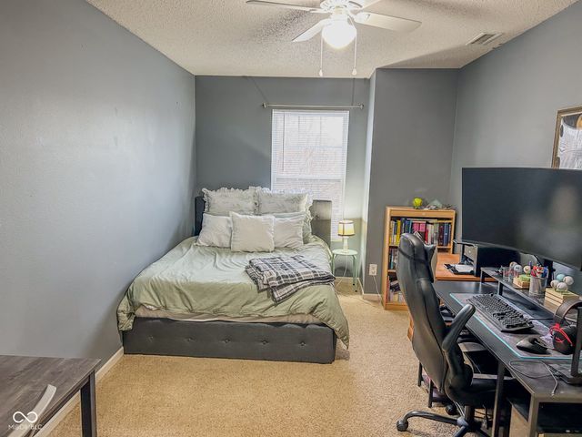 817 Sylvan Street, Whiteland, IN 46184