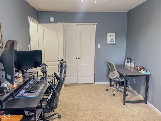 817 Sylvan Street, Whiteland, IN 46184