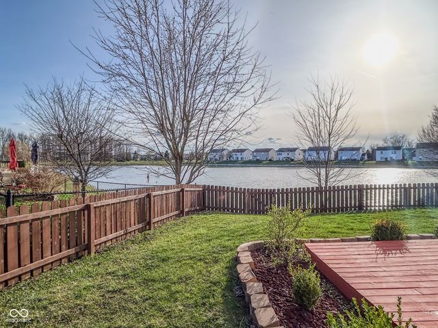 817 Sylvan Street, Whiteland, IN 46184