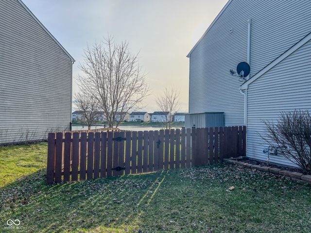 817 Sylvan Street, Whiteland, IN 46184