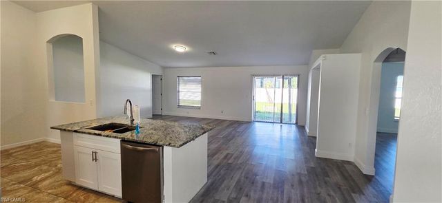 541 NW 18th AVE, Cape Coral, FL 33993