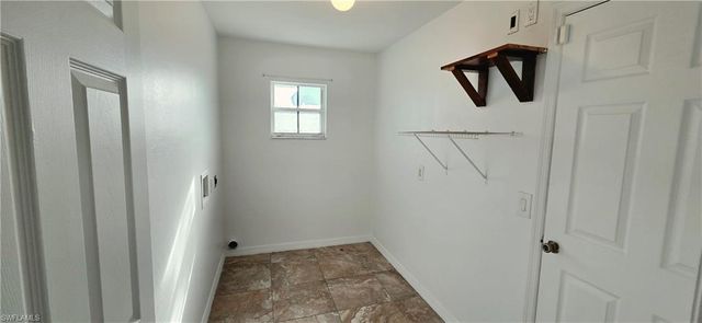 541 NW 18th AVE, Cape Coral, FL 33993