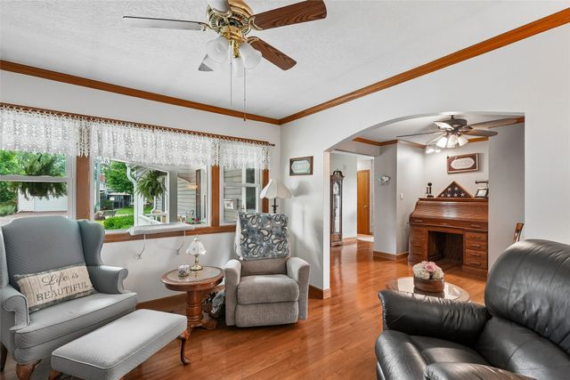 1601 W 13th Street S, Newton, IA 50208