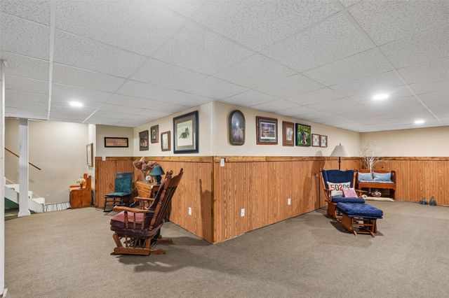 1601 W 13th Street S, Newton, IA 50208