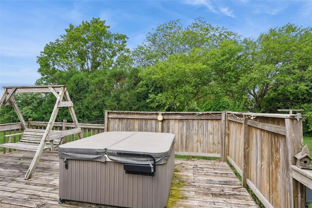 1601 W 13th Street S, Newton, IA 50208