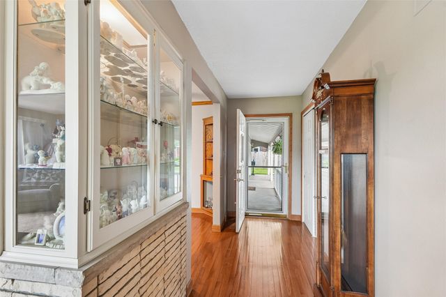 1601 W 13th Street S, Newton, IA 50208