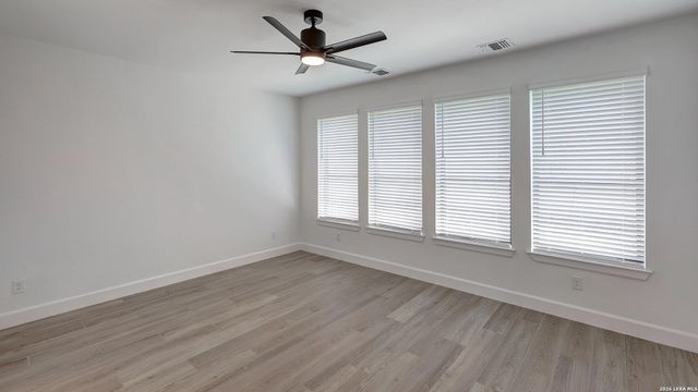 26 Enia Circle, San Antonio, TX 78257