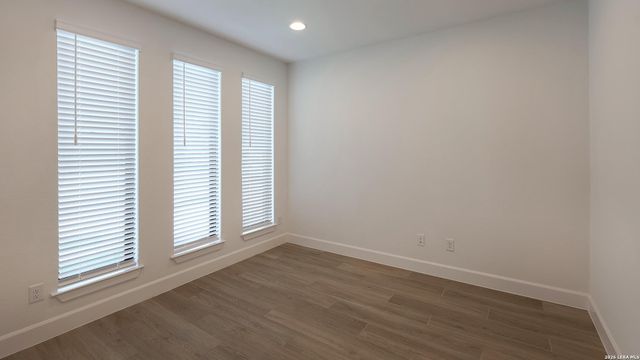 26 Enia Circle, San Antonio, TX 78257
