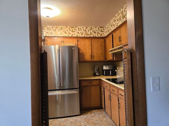 1700 Sherwood Lane, Ava, MO 65608