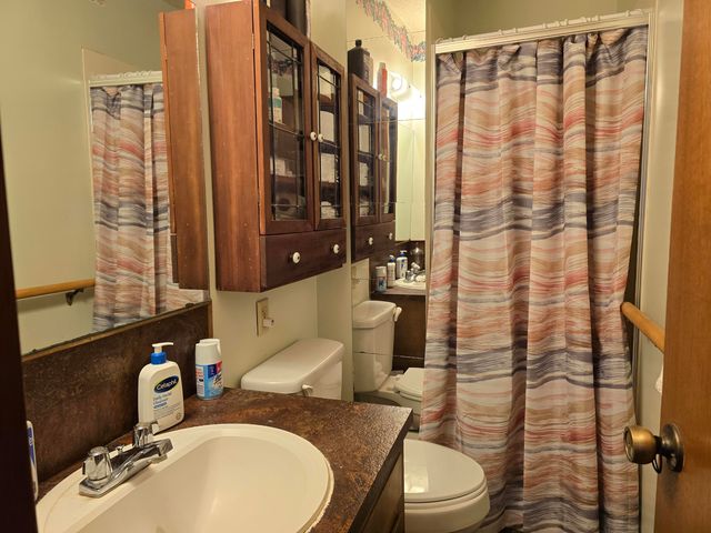 1700 Sherwood Lane, Ava, MO 65608