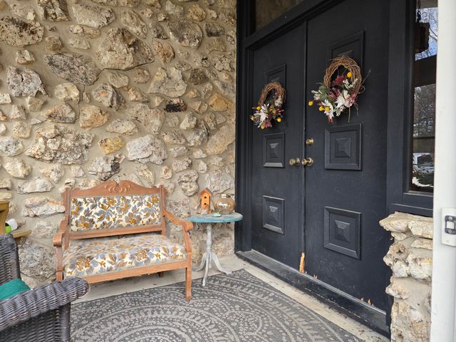 1700 Sherwood Lane, Ava, MO 65608