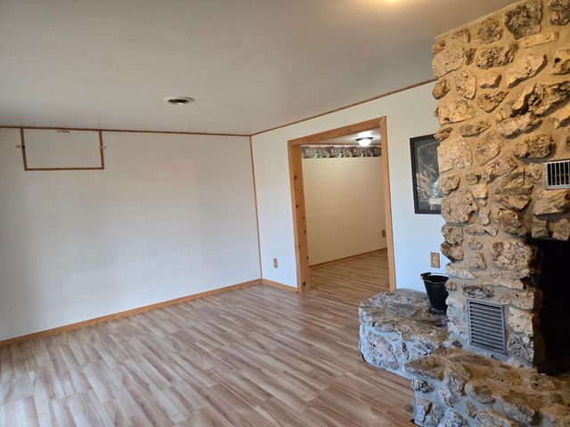 1700 Sherwood Lane, Ava, MO 65608