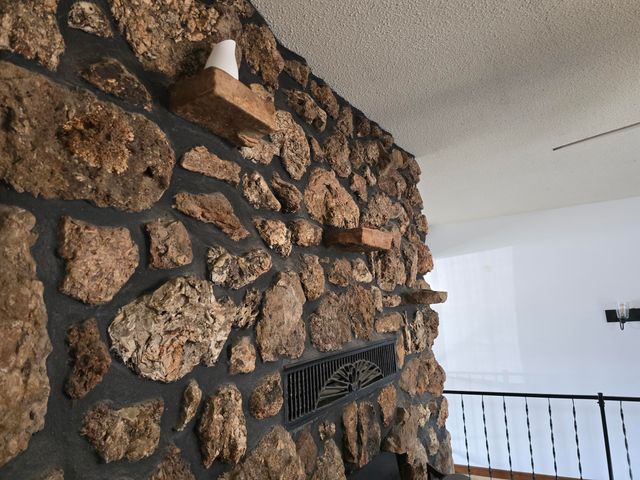 1700 Sherwood Lane, Ava, MO 65608