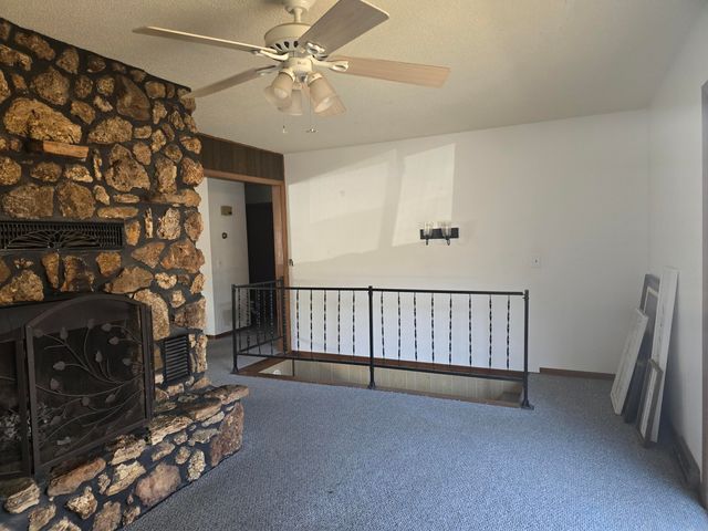 1700 Sherwood Lane, Ava, MO 65608