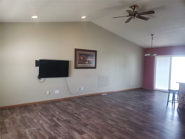 5500 Kacena Avenue, Marion, IA 52302