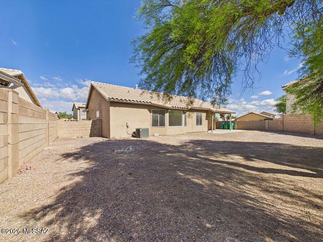 7169 W Rivulet Drive, Tucson, AZ 85743