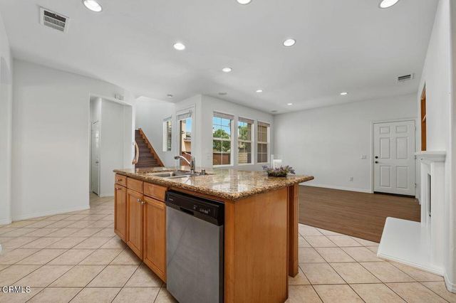 313 E Clara Street E, Port Hueneme, CA 93041