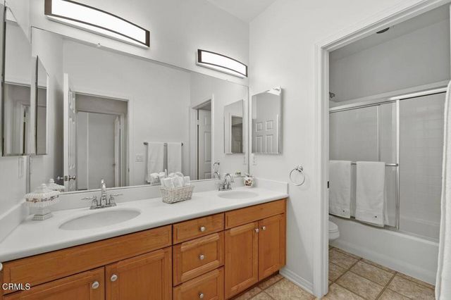 313 E Clara Street E, Port Hueneme, CA 93041
