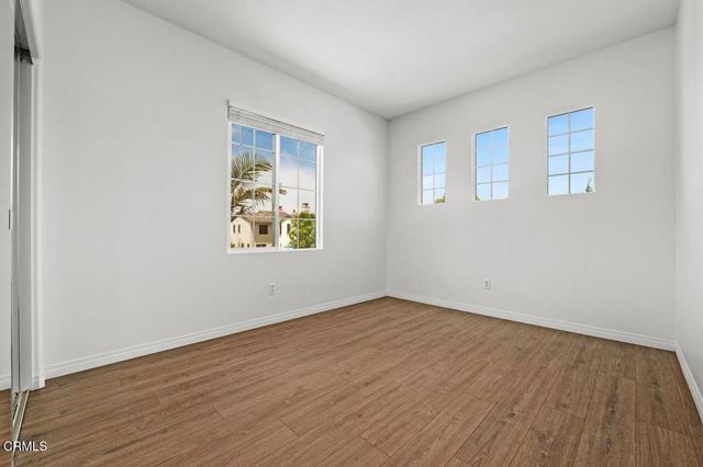 313 E Clara Street E, Port Hueneme, CA 93041