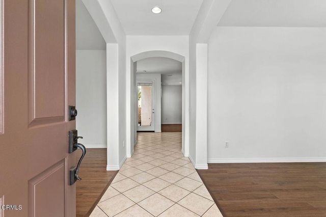313 E Clara Street E, Port Hueneme, CA 93041