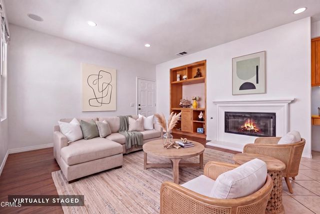 313 E Clara Street E, Port Hueneme, CA 93041