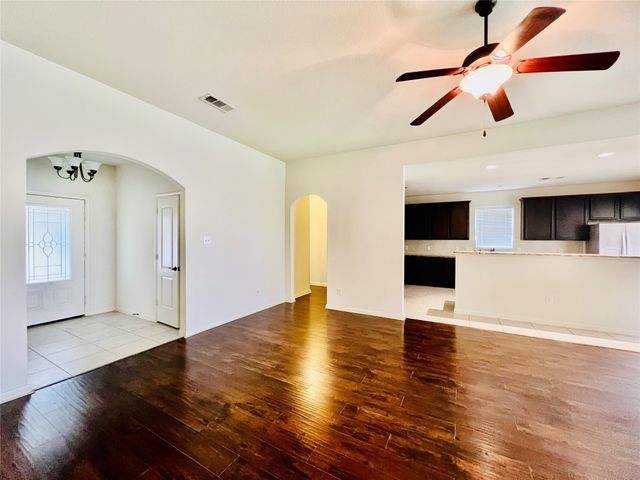 2421 Fall Leaf Court, Denton, TX 76209